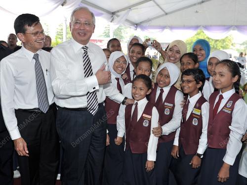 DATUK SERI MOHD NAJIB TUN ABDUL RAZAK