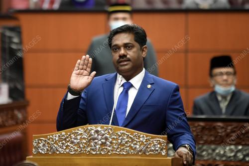 PERSIDANGAN PARLIMEN PENGGAL KETIGA 