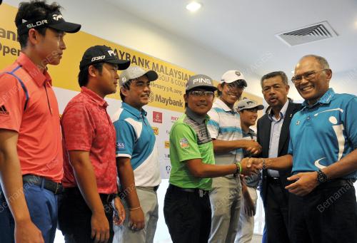 KL22_02022015_GOLF