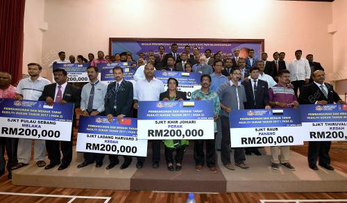 KL22_02042018_PENYERAHAN_SURAT