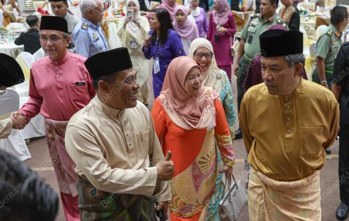 DATUK SERI MOHAMAD HASAN