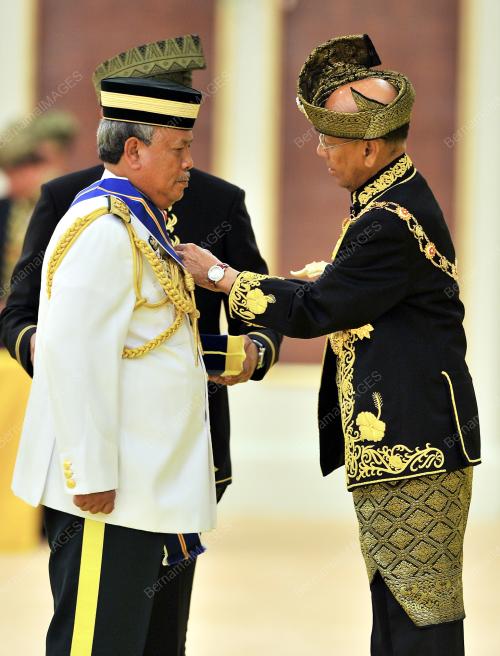 KL22_02062012_AGONG