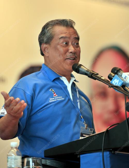 TAN SRI MUHYIDDIN YASSIN