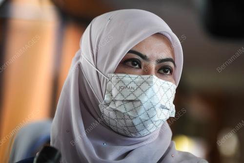 DATUK SERI RINA MOHD HARUN