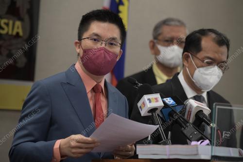 DATUK NIK AZMAN NIK ABDUL MAJID