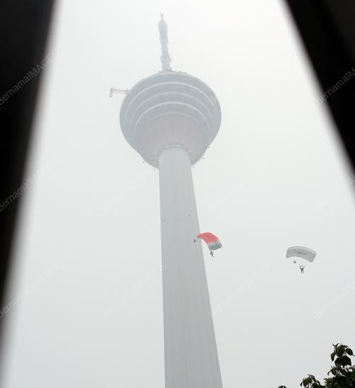 KL22_03102015_JUMP