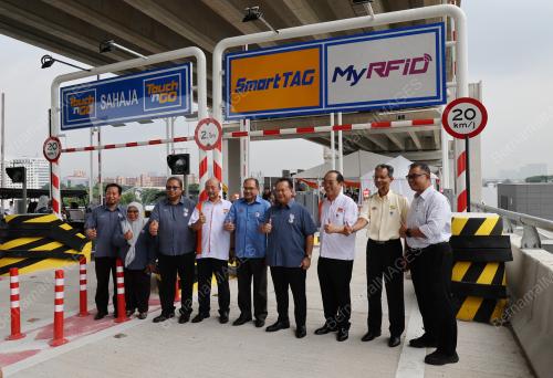 DATUK SERI ALEXANDER NANTA LINGGI