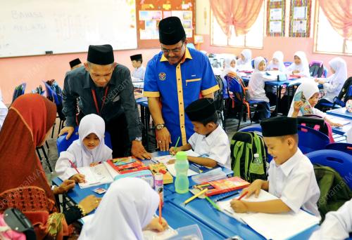 KL22_04012016_SIRAJ