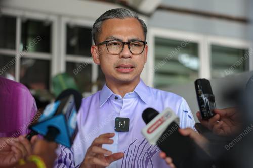FAHMI FADZIL