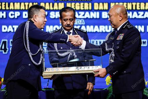 TAN SRI RAZARUDIN HUSAIN