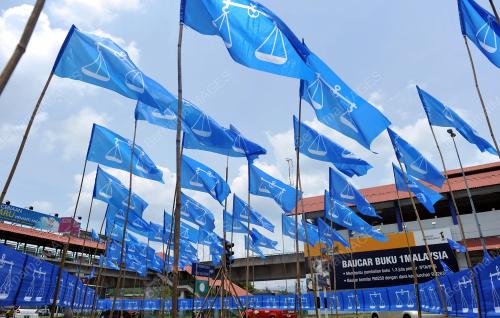 KL22_04042013_PRU13