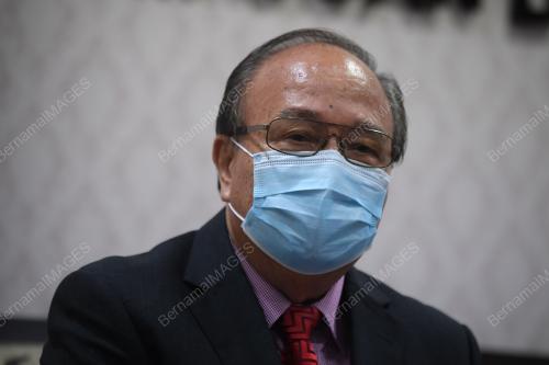 DATUK HENRY SUM AGONG