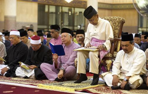 KL22_04062015_AGONG