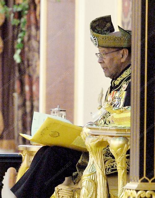 KL22_04062016_AGONG_BERTITAH