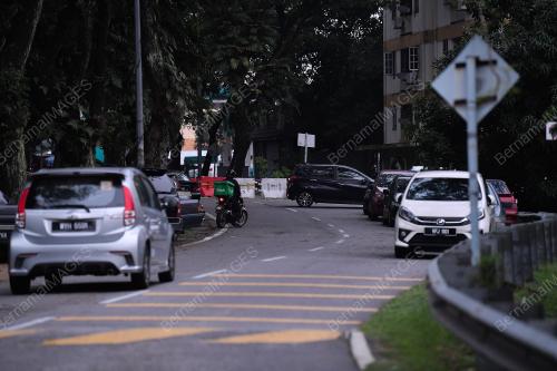 JALAN GASING INDAH DITUTUP - PKPD