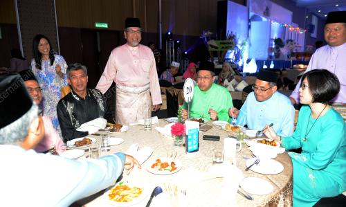 KL22_04082015_ABU_RAYA