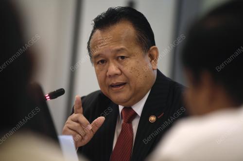 DATUK SERI ALEXANDER NANTA LINGGI