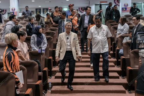 TENGKU DATUK SERI ZAFRUL ABDUL AZIZ