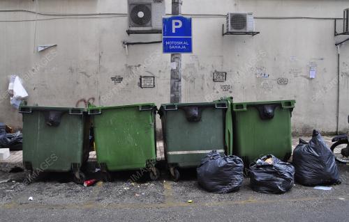 KL22_05052015_SAMPAH_MOTO