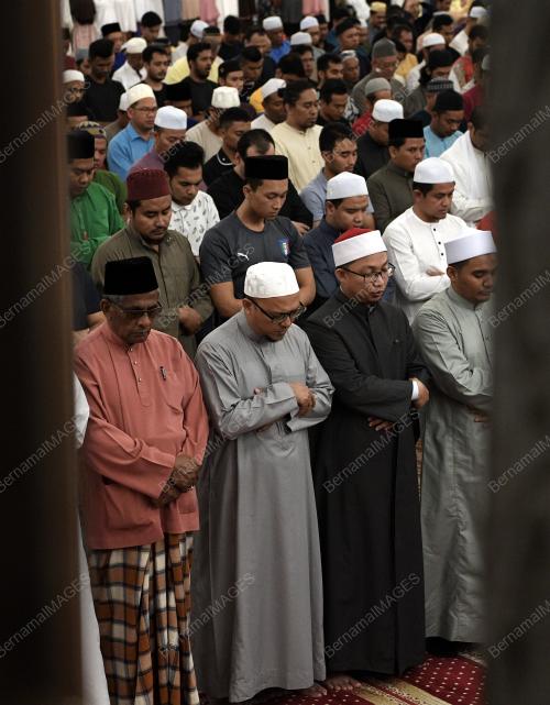 KL22_05052019_SOLAT_TARAWIH_BN201905058851