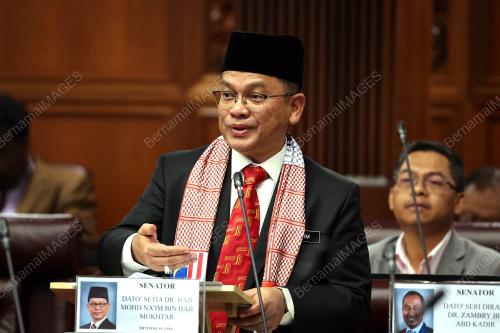 DATUK DR MOHD NA'IM MOKHTAR