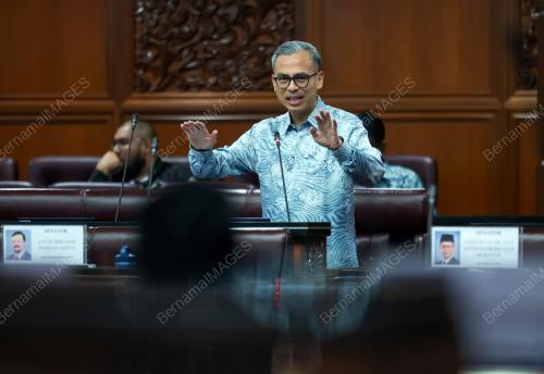 FAHMI FADZIL