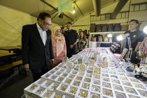 DATUK SERI ANWAR IBRAHIM