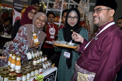 KL22_06092019_HALFEST_BN201909039890
