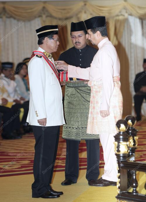 TUANKU MIZAN ZAINAL ABIDIN