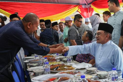 DATUK SERI ANWAR IBRAHIM