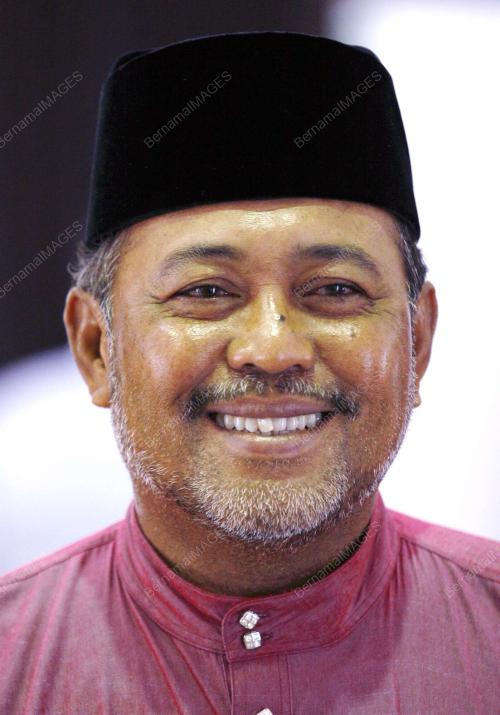 MOHD ZIN MOHAMED