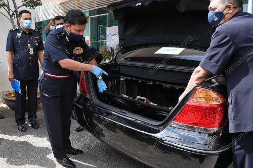 DATUK AZMI ABU KASSIM
