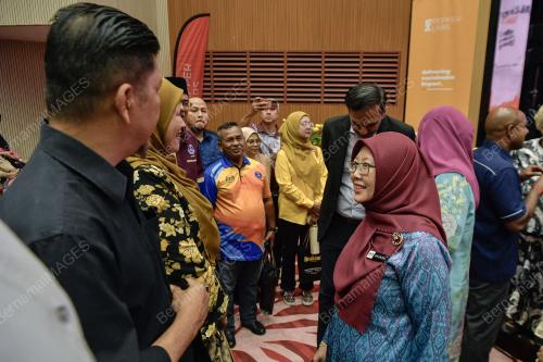 DATUK SERI DR ZALIHA MUSTAFA