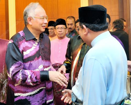 DATUK SERI NAJIB TUN RAZAK