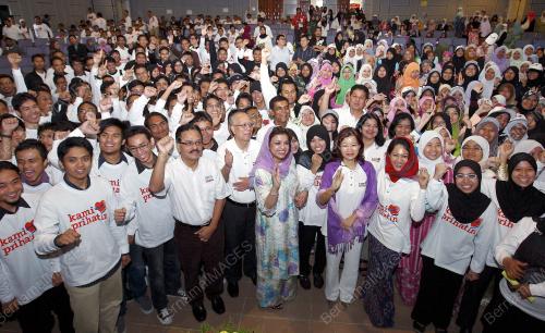 KL22_08012011_KAMI_PRIHATIN_2
