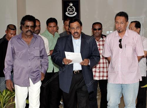 DATUK SERI NALLAKARUPAN