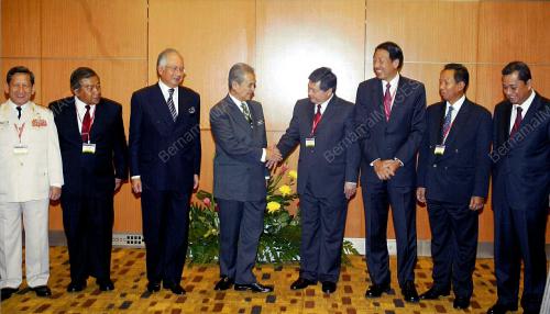 KL22_09052006_PM_ASEAN