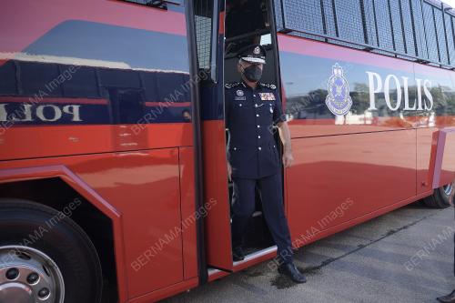 DATUK SERI ACRYL SANI ABDULLAH