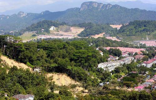 TANAH RUNTUH BUKIT ANTARABANGSA