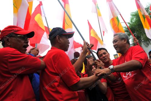 KL22_10052017_UMNO