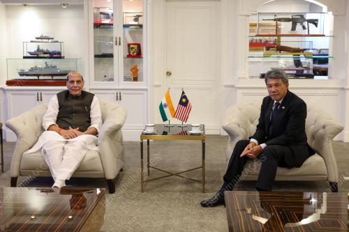 LAWATAN MENTERI PERTAHANAN INDIA