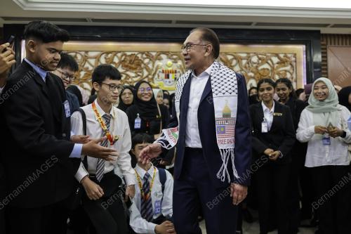 DATUK SERI ANWAR IBRAHIM