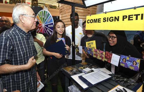 KL22_10122017_HUMAN_RIGHT