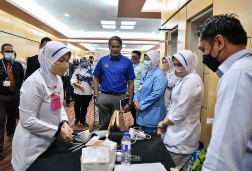 KHAIRY JAMALUDDIN