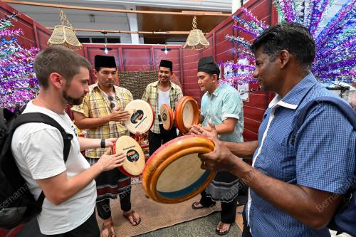 PROGRAM NOSTALGIA ANAK KAMPUNG