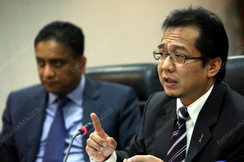 KL22_11112014_UMNO