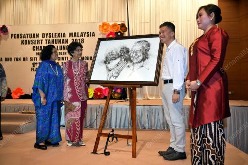 KL22_11112018_CHARITY_LUNCH
