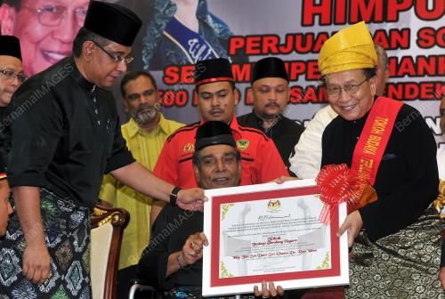 KL22_12042014_RAIS