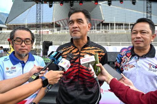 AMIR HAMZAH AWANG GHAZALI