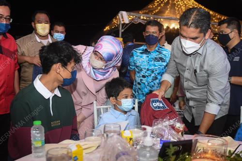 DATUK DR MOHD RADZI MD JIDIN